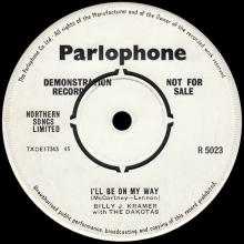 BILLY J. KRAMER WITH THE DAKOTAS - DO YOU WANT TO KNOW A SECRET ⁄ I'LL BE ON MY WAY - R 5023 - UK - PROMO - pic 5