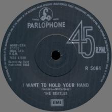 1963 11 29 - 1976 - L - I WANT TO HOLD YOUR HAND ⁄ THIS BOY - R 5084 - BS 45 - BOXED SET - SOLID CENTER - pic 3