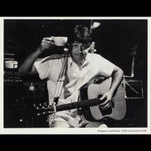 1982 04 26 c Paul McCartney Tug Of War - Press Pack - pic 1