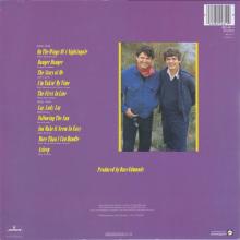1984 05 05 THE EVERLY BROTHERS - EB84 - ON THE WINGS OF A NIGHTINGALE - MERCURY - 0 42282 24311 9 - 822 431-1 - HOLLAND  - pic 2