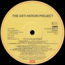 1986 11 24 THE ANTI-HEROIN PROJECT - IT S A LIVE-IN WORLD - SIMPLE AS THAT - 164 24 0669 3 - 5 099924 066938 - UK - pic 6