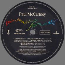 1990 11 05 PAUL McCARTNEY - TRIPPING THE LIVE FANTASTIC - PM 563 - 0 77779 47781 4 - EEC - pic 13