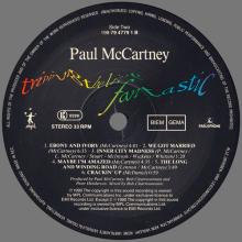 1990 11 05 PAUL McCARTNEY - TRIPPING THE LIVE FANTASTIC - PM 563 - 0 77779 47781 4 - EEC - pic 14