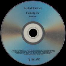 UK 2020 07 31 PAUL McCARTNEY - FLAMING PIE - DELUXE EDITION - PROM0 5XCD 2XDVD - pic 10