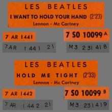 FRANCE THE BEATLES JUKE-BOX 45 - 1963 12 27 - B 1 - 7 S0 10099 - I WANT TO HOLD YOUR HAND ⁄ HOLD ME TIGHT - pic 1