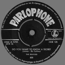 HOLLAND 060 - 061 - 1964 01 00 - TWIST AND SHOUT - DO YOU WANT TO KNOW A SECRET -PARLOPHONE - HHR 125 - pic 4