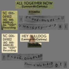HOLLAND 390 - 1972 02 00 - ALL TOGETHER NOW ⁄ HEY BULLDOG - APPLE - 5C 006-04982  - pic 1