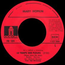 MARY HOPKIN - 1968 08 31 - THOSE WERE THE DAYS ⁄ TURN, TURN, TURN - FRANCE - APPLE 2 - ODEON - 3 - AN APPLE RECORDING - FO 131 - pic 1