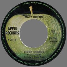 MARY HOPKIN - 1970 01 16 - TEMMA HARBOUR ⁄ LONTANO DAGLI OCCHI - APPLE 22 - PORTUGAL - N-38-15 - pic 3
