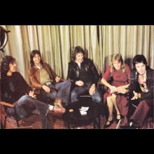 1975 PAUL McCARTNEY - POSTCARD UK - MPL 1975 - WINGS UK TOUR 1975 - A - C - 15X10 - pic 1