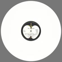 THE BEATLES DISCOGRAPHY FRANCE 1979 00 00 THE BEATLES (WHITE ALBUM) - DC 21⁄22 - White vinyl  - pic 6