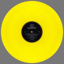 THE BEATLES DISCOGRAPHY HOLLAND 1979 00 00 SGT.PEPPERS LONELY HEARTS CLUB BAND - 5C 062-04177- Yellow vinyl  - pic 1