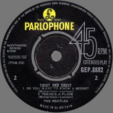 THE BEATLES DISCOGRAPHY UK - 1963 07 12 - TWIST AND SHOUT - GEP 8882 - A 2 - PARLOPHONE - pic 1