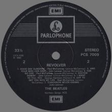 THE BEATLES DISCOGRAPHY UK 1966 08 05 - REVOLVER - PCS 7009 - H - TWO SILVER EMI LOGOS - pic 1