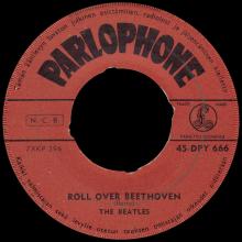 THE BEATLES FINLAND - 008 - 45-DPY 666 - ROLL OVER BEETHOVEN ⁄ PLEASE MR. POSTMAN  - pic 1