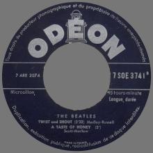 THE BEATLES FRANCE EP - A - 1963 10 21 - SLEEVE C LABEL TYPE 5 - ODEON SOE 3741 - pic 5