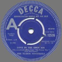 THE TUDOR MINSTRELS - UK PROMO - LOVE IN THE OPEN AIR ⁄ A THEME FROM THE FAMILY WAY - DECCA - F.12536 - pic 1