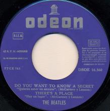 sp030  Twist And Shout / A Taste Of Honey / Do You Want To Know A Secret / There's A Place  - pic 8