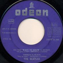 sp030  Twist And Shout / A Taste Of Honey / Do You Want To Know A Secret / There's A Place  - pic 10