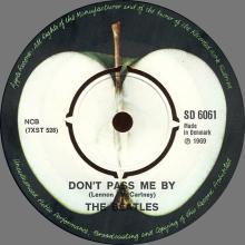 Beatles Discography Denmark dk26a Back In The U.S.S.R  ⁄ Don't Pass Me By - Apple SD 6061 - pic 4