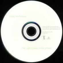 UK 1998 10 26 - LINDA McCARTNEY -THE LIGHT COMES FROM WITHIN - CDRDJ 6513 - PROMO CD - pic 3
