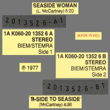 1986 07 07 SUZY AND THE RED STRIPES - SEASIDE WOMAN ⁄ B-SIDE TO SEASIDE - K060-20 1352 6 - 5 099920 135263 - 12 INCH - HOLLAND - pic 3